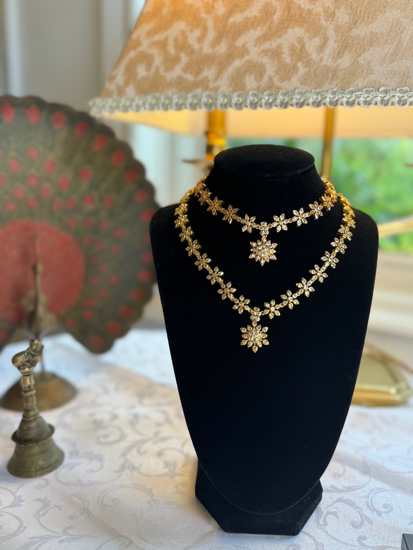 Charulata – Vintage Minimal Necklace Set