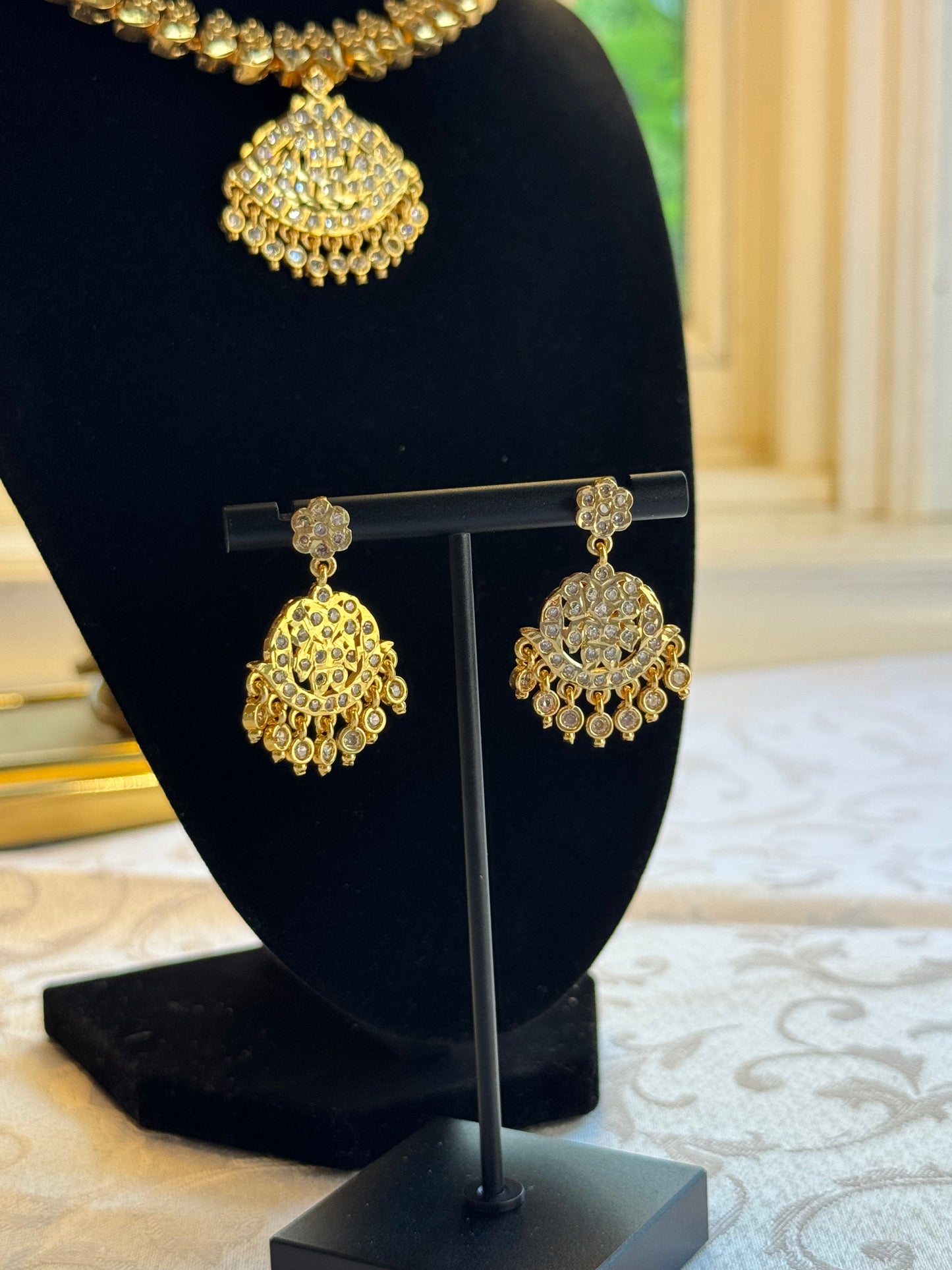Meenakshi - Vintage Necklace Set