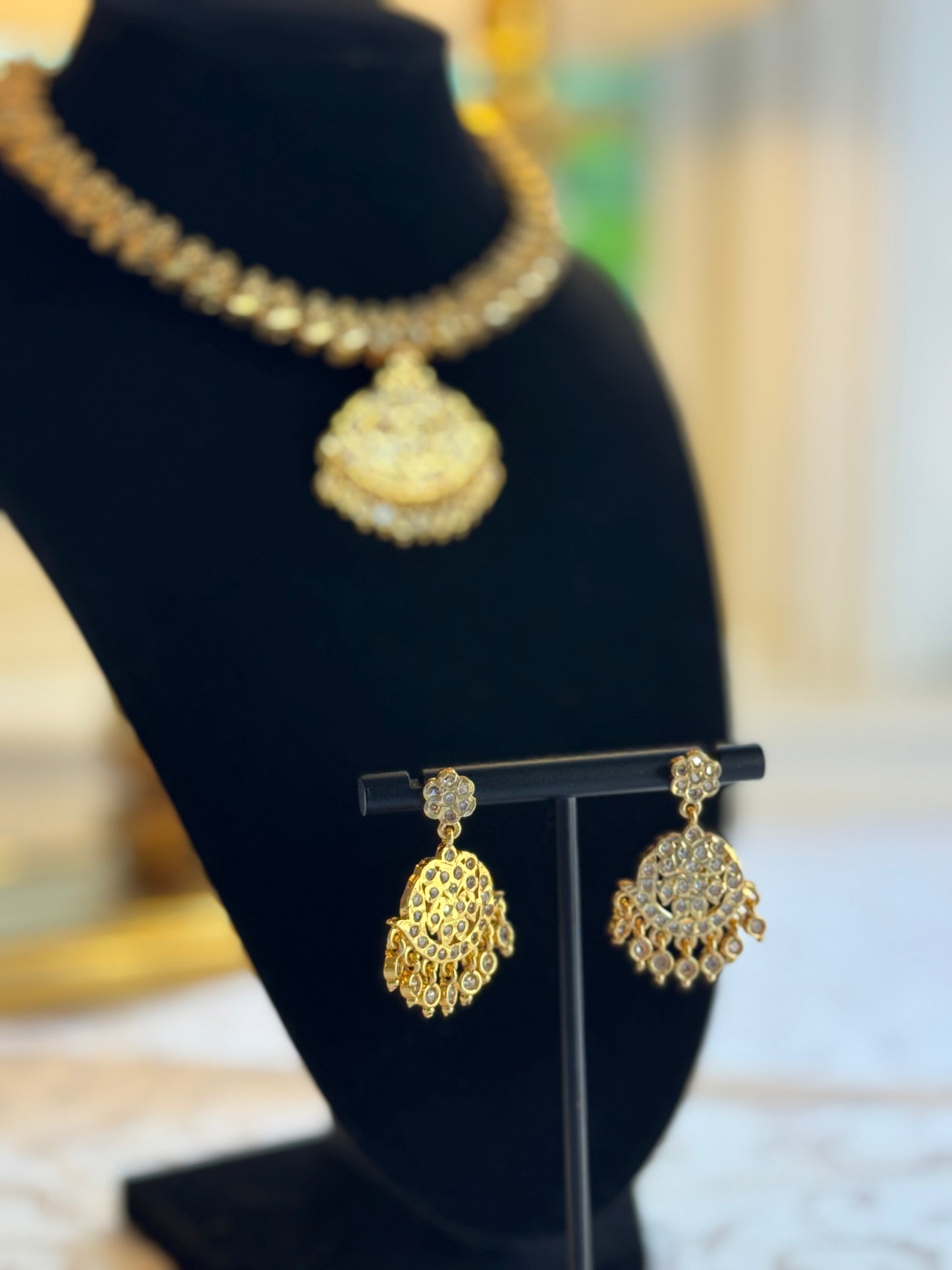 Meenakshi - Vintage Necklace Set